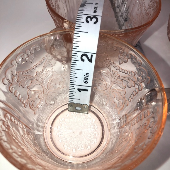 Vintage Pink Depression Glass Ornate Pattern Mugs Cups Set Of 4 - Picture 6 of 6